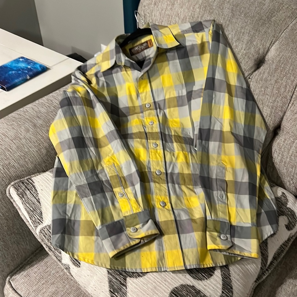 Really nice Quility Brand, yellow and black stripes.. its really nice..